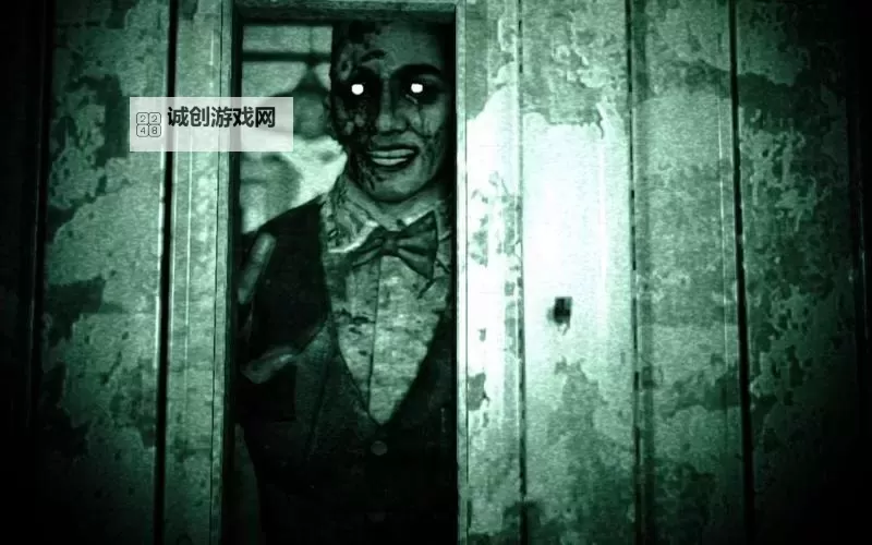 在逃生游戏里被C：揭秘惊心动魄的生存之战图2