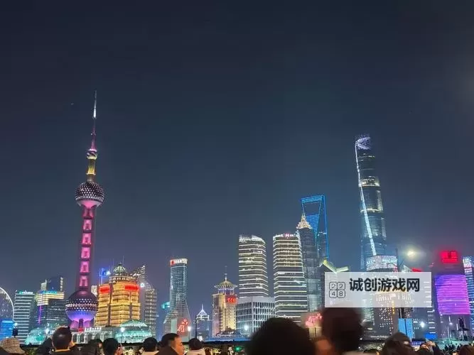 亚洲晚晚:东方夜色中的璀璨瞬间图1