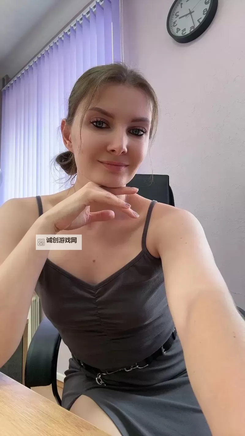 最新俄罗斯女人Z0OOZO:探索她的迷人故事与独特魅力图1