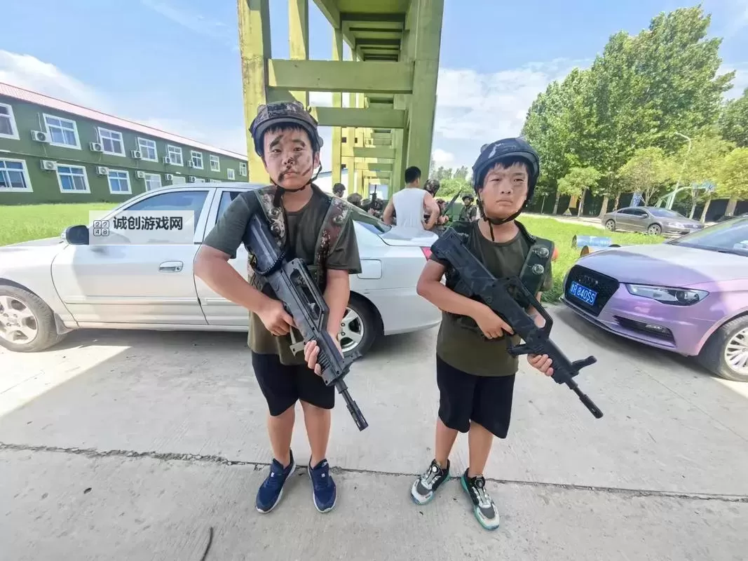 【最新发布】真人版射击中文版上线，体验最真实的射击战斗图1