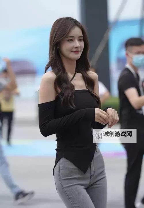 张悠雨图片欣赏:清新自然的魅力大片图1