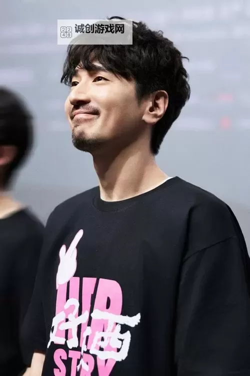 赵又廷直播引热议：潮流明星全能秀场大揭秘图1