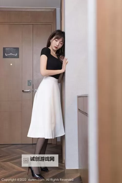 厕沟精品遇晰女厕正面女：详解公共卫生间的隐私与安全措施图1