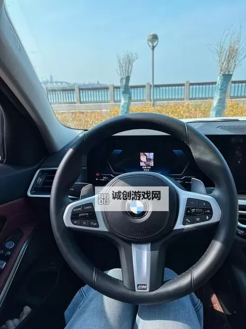 真人开车疼痛有声音：驾驶中的痛苦体验与心理反应图1