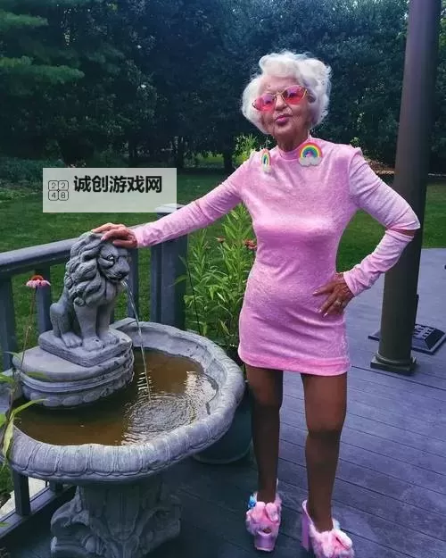 探索奇趣世界:老奶奶色网带你领略不同的生活风采图1