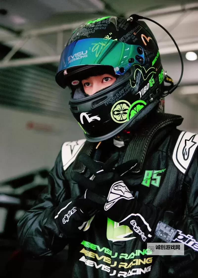 在摩托车上要了你：那段激烈而浪漫的回忆图1