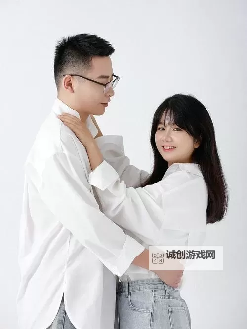 探索幸福时光：最美情侣免费高清视频精彩呈现图1