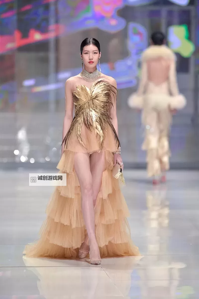 中国情趣内衣时装秀：秀出迷人魅力与大胆创新图1