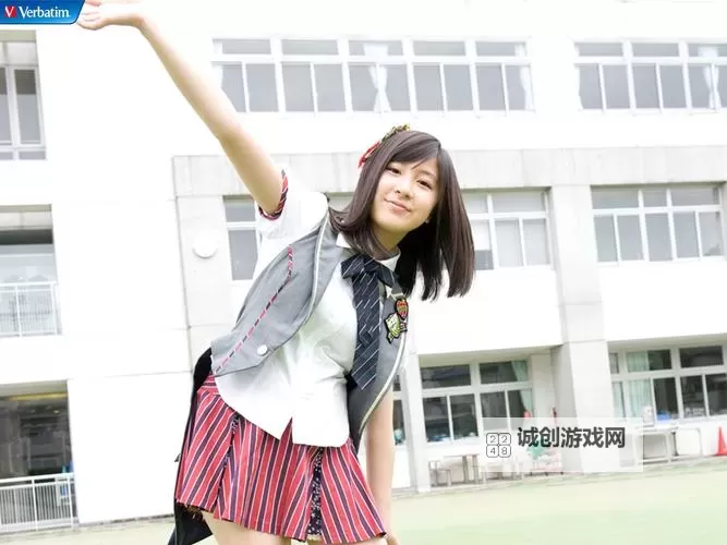 迷情七月，丁香婷婷：青春的芳华与迷醉的岁月图1