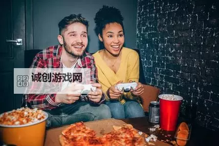 《坐在吃饭连在巨大一起文的温馨时光》图1