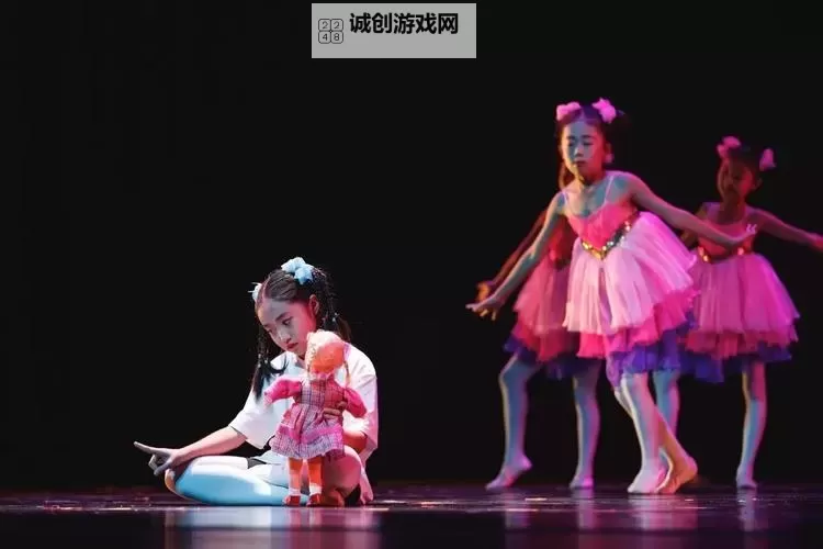 赵欣丝绸舞台事故引发热议：舞台安全亟待提高图1