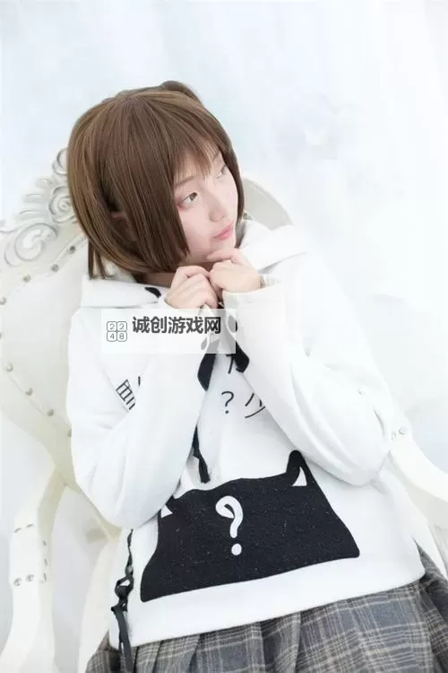 嘻嘻人体在线观看：探索艺术与人体美学的精彩呈现图1