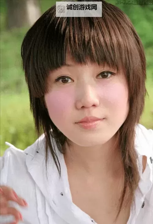 张筱雨大胆出位：突破界限的另类魅力图1