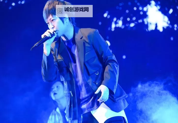 五月天色综网:探索青春与爱情的多彩世界图1